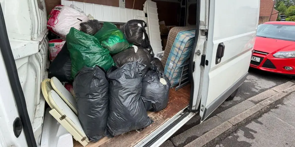 Smith and Co Moves Waste Collection Oxfordshire